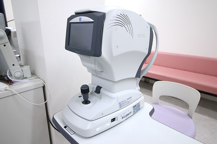 オートレフケラト・トノ・パキメータ